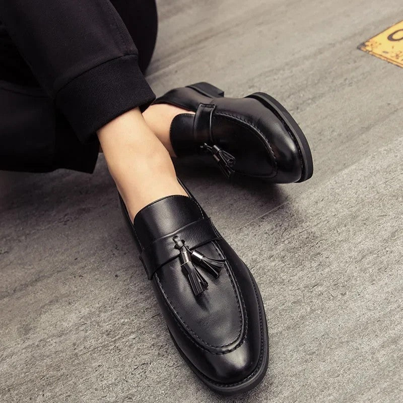 Calviro Tassel Detail Elegant Loafers