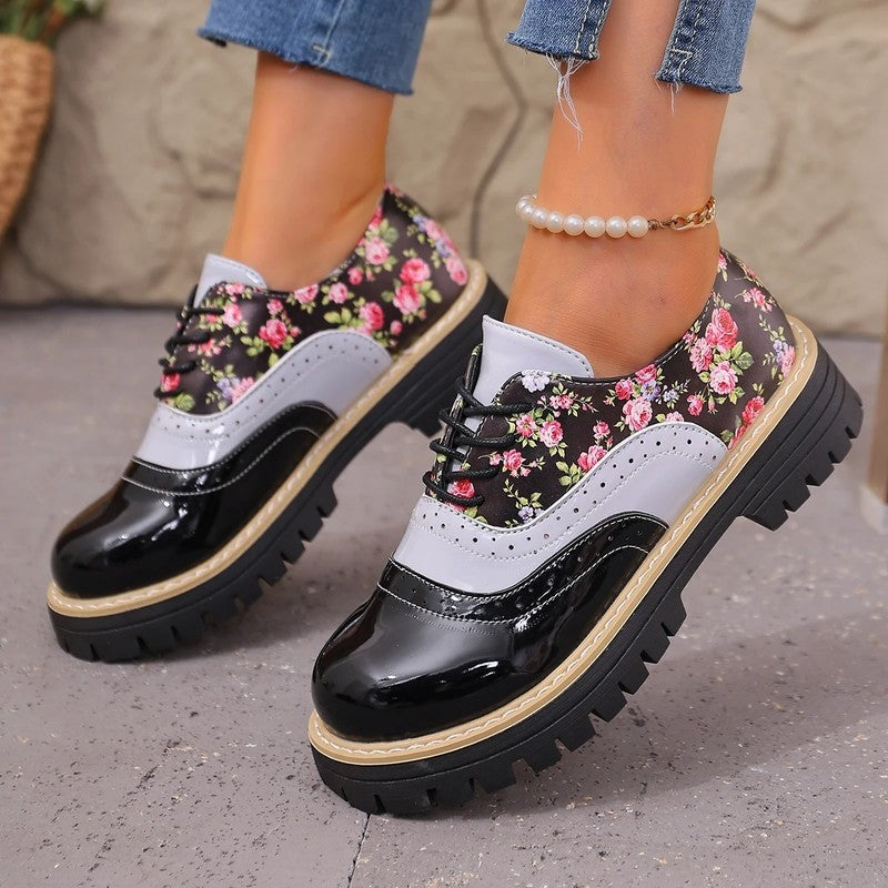 Daphne Women's Floral Wingtip Oxford Shoes