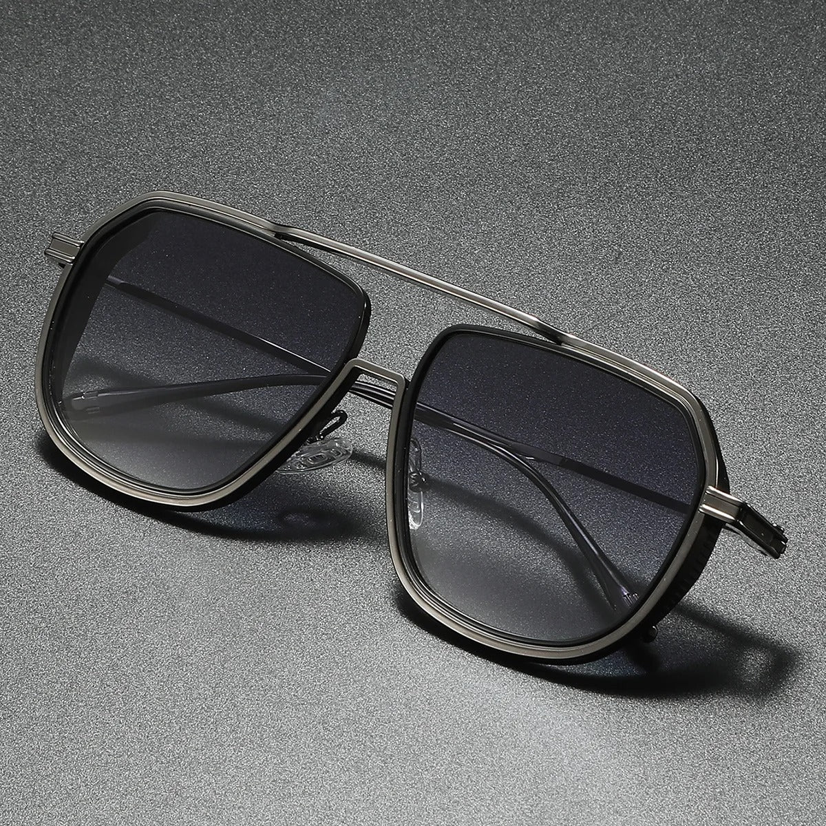 Maxim Classic Pilot Sunglasses